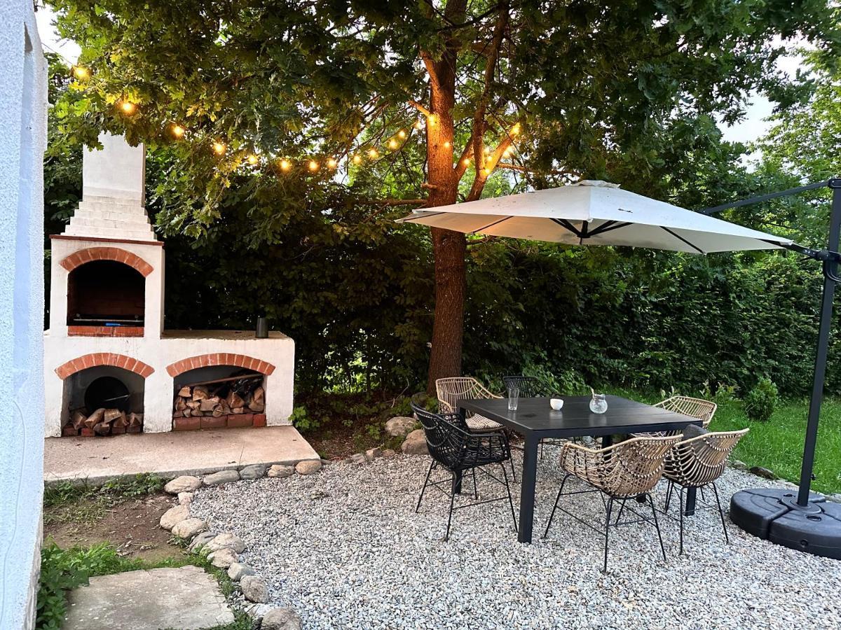 Cuib Din Fagaras Villa Avrig Exterior photo